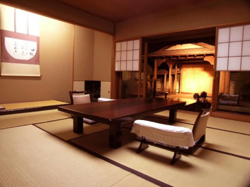 Hotel Atamisekitei Annex Sakuragaokasaryo Atami  Exterior foto