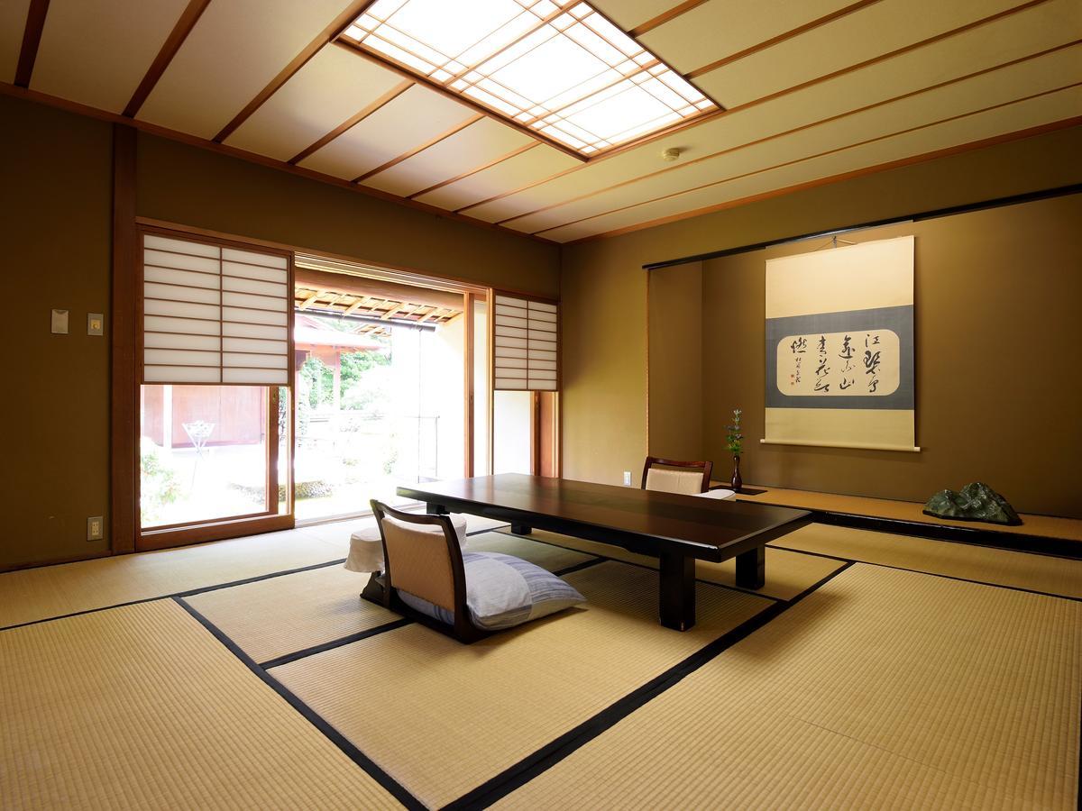 Hotel Atamisekitei Annex Sakuragaokasaryo Atami  Habitación foto